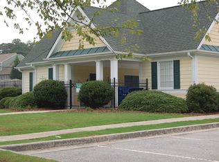 2602 Whispering Pines Dr, Grayson, GA