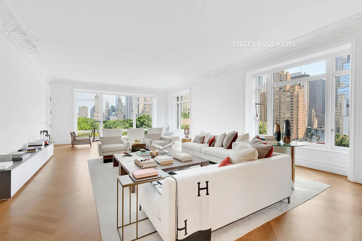 15 Central Park West residence