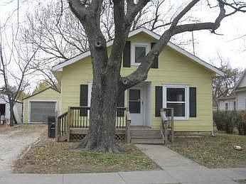 1st image of 327 N Residence St