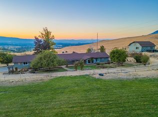 2333 Terri Dr, Medford, OR 97504