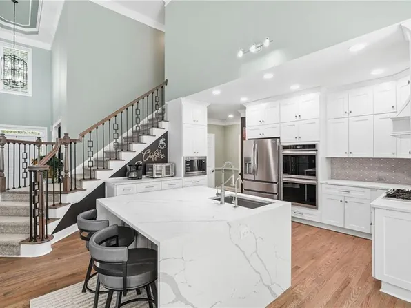 1306 Benbrooke Ln NW, Acworth, GA 30101
