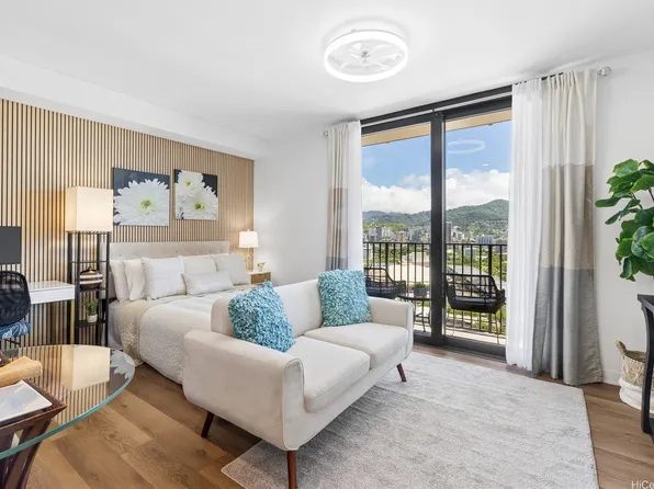 987 Queen St #2216, Honolulu, HI 96814