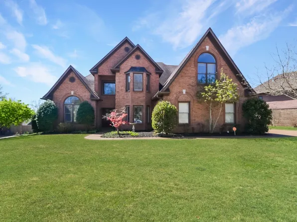 12065 Country Valley Dr, Arlington, TN 38002
