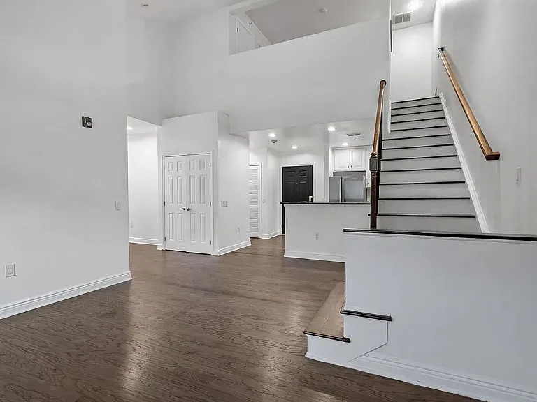 7400 River Rd #442 — Photo 16