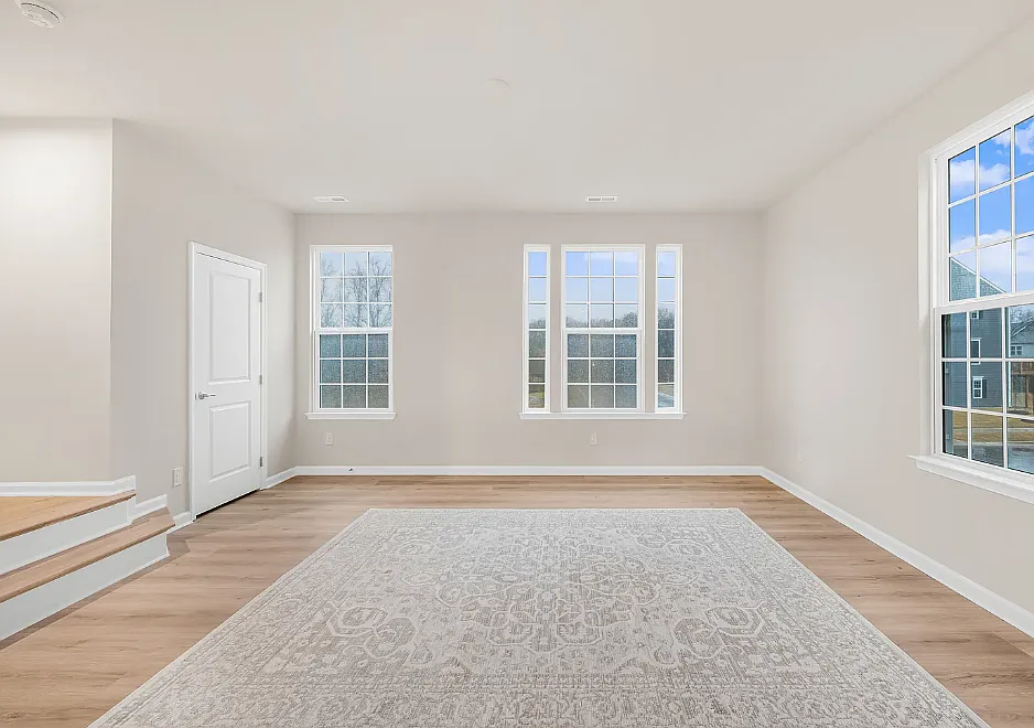 3 bed, 1720 sqft, $2,500 — Photo 2