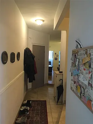 Rented by R New York | media 24