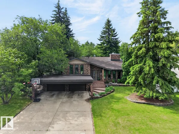 43 Manchester Dr, Strathcona County, AB T8A 0T3