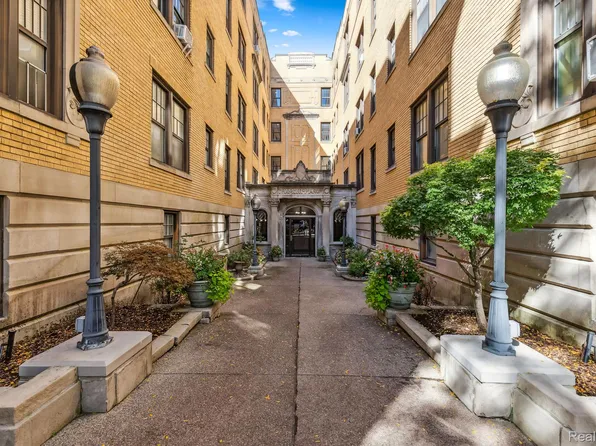 120 Seward St APT 101, Detroit, MI 48202