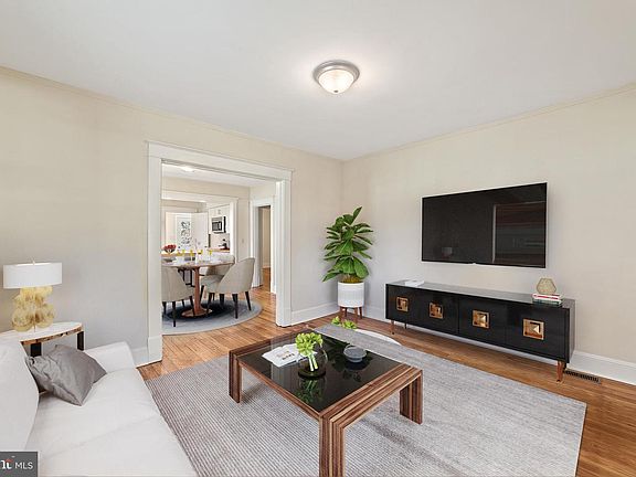 5th image of 106 Glazier St