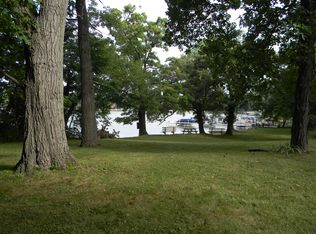 38606 N Beechwood Ave #1, Spring Grove, IL 60081