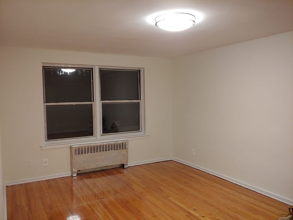 1st image of 3325 76th St APT 4C