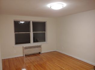 3325 76th St APT 4C, Jackson Heights, NY 11372