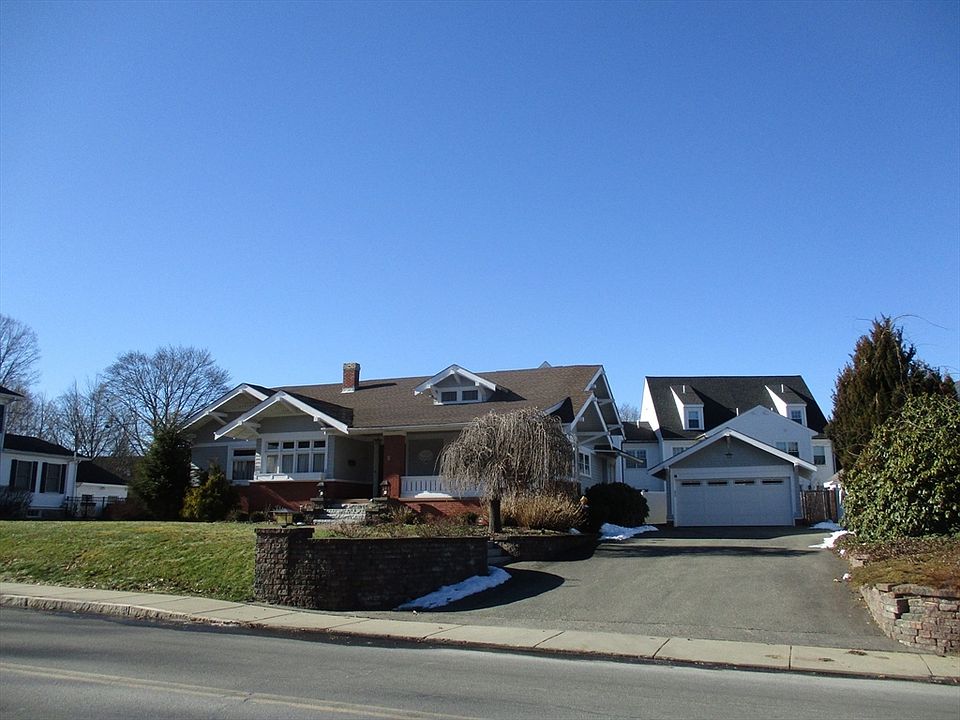 7 Kingsbury Ave, Haverhill, MA 01835 Zillow