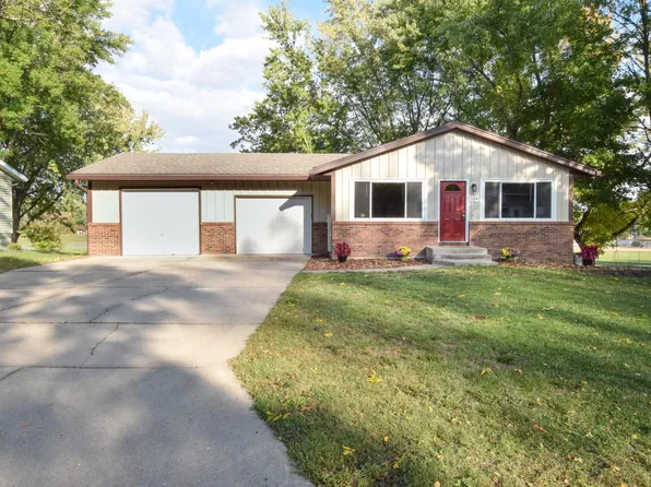 134 7th Ave NW, Lonsdale, MN 55046