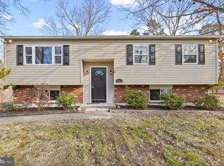 221 Front St, Southampton, NJ 08088
