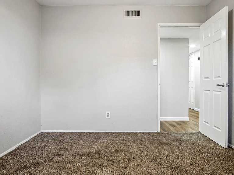 6504 Blue Ridge Trl — Photo 6
