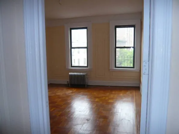 91-99 Payson Ave, New York, NY 10034