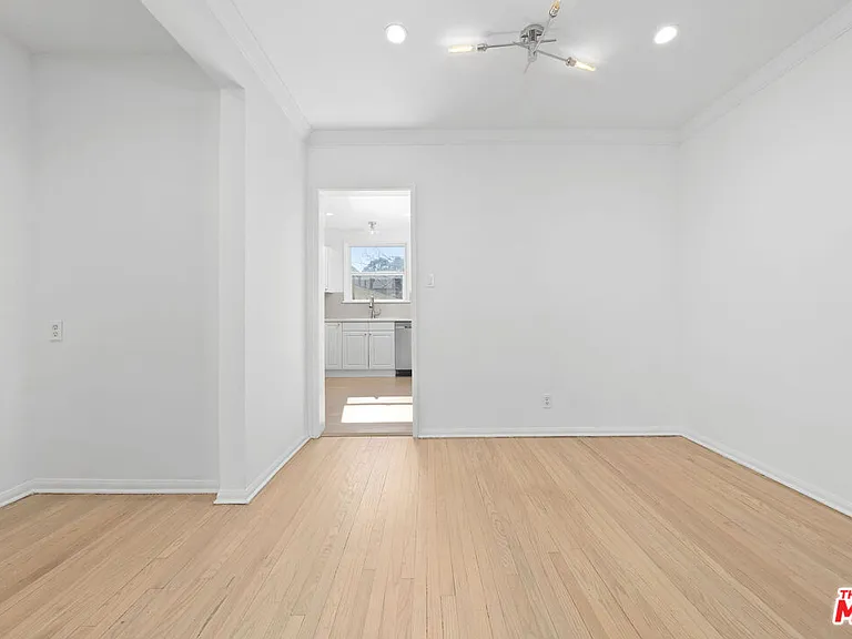 11345 Cashmere St — Photo 16