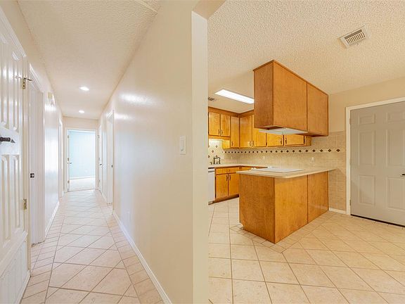 4th image of 4091 Buford Ln