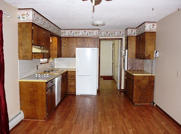 4th image of 10106 Livingston #237