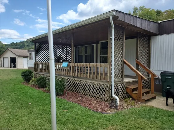 2175 Barnhill Rd, New Philadelphia, OH 44663