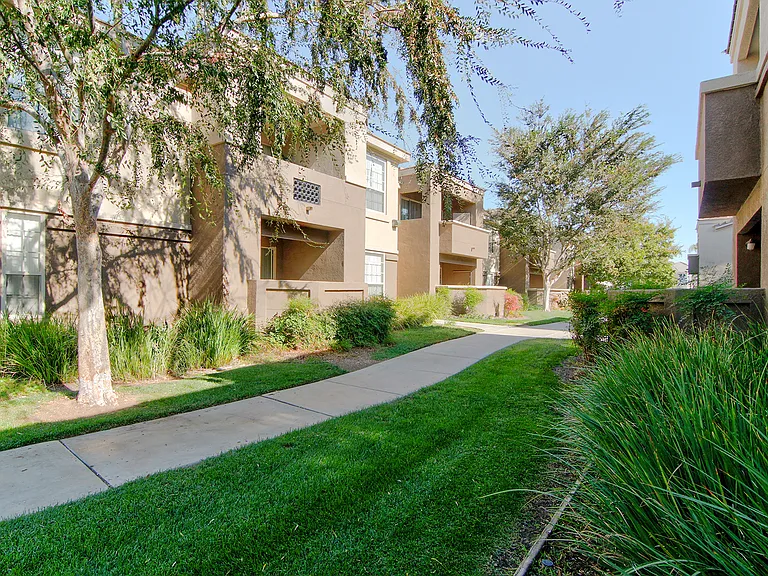 Enclave At Menifee — Photo 7