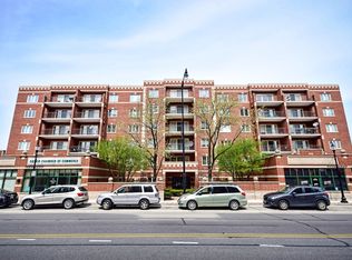 5000 Oakton St APT 502, Skokie, IL 60077