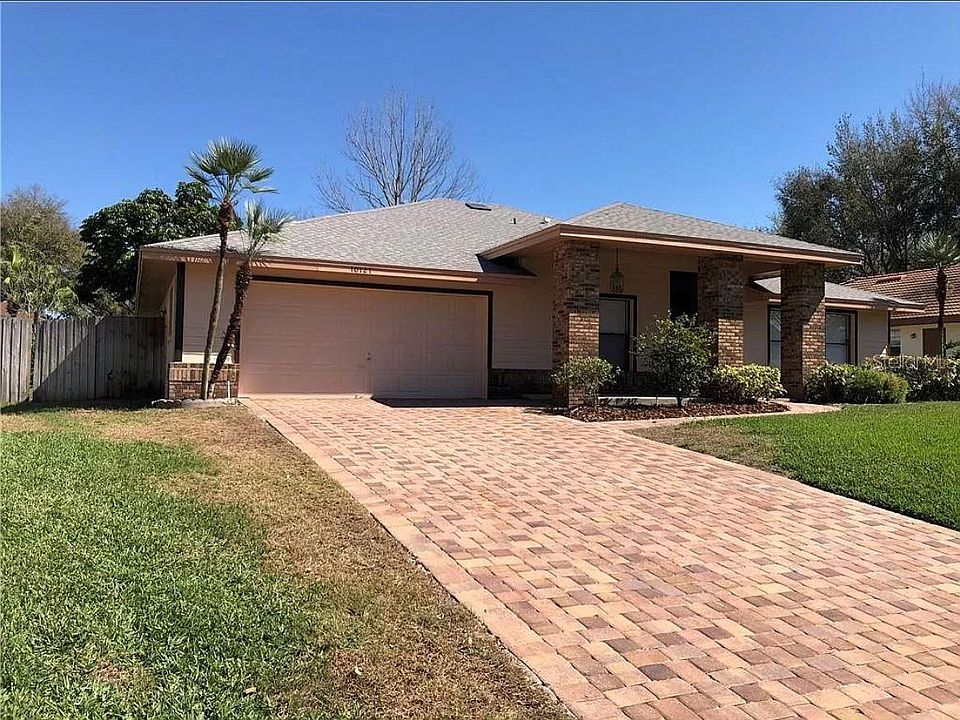 1st image of 10121 Pointview Ct
