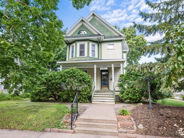 1611 Wood STREET, La Crosse, WI 54603