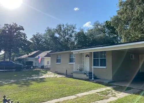 4819 Homecrest Cir Photo 1