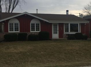 6825 Griffin Ct, Racine, WI 53406