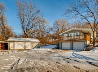 1212 Woodhill Rd, Burnsville, MN 55337