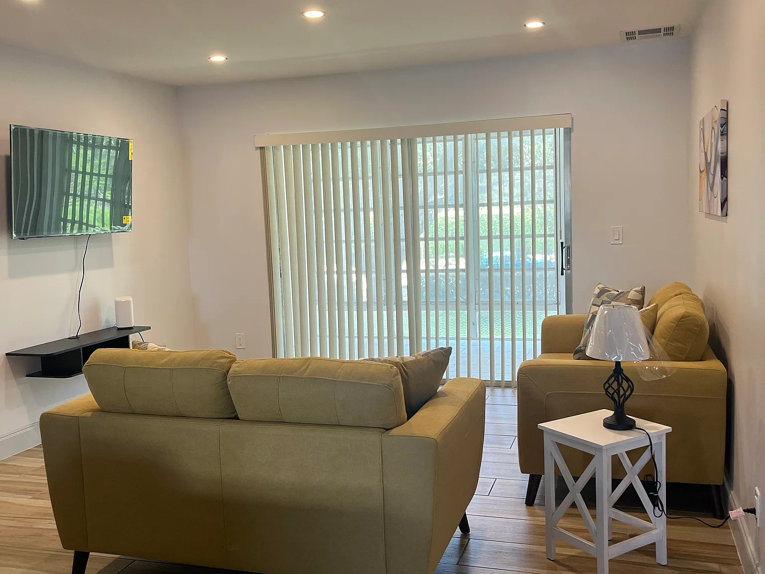 2950 SE Ocean Blvd — Photo 2