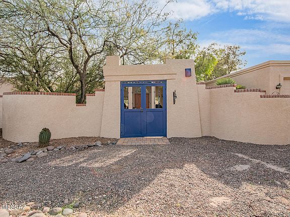 2nd image of 12140 E Tanque Verde Rd