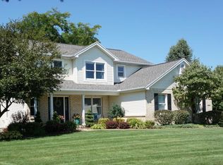 8258 Country Farm Ln, Laingsburg, MI 48848