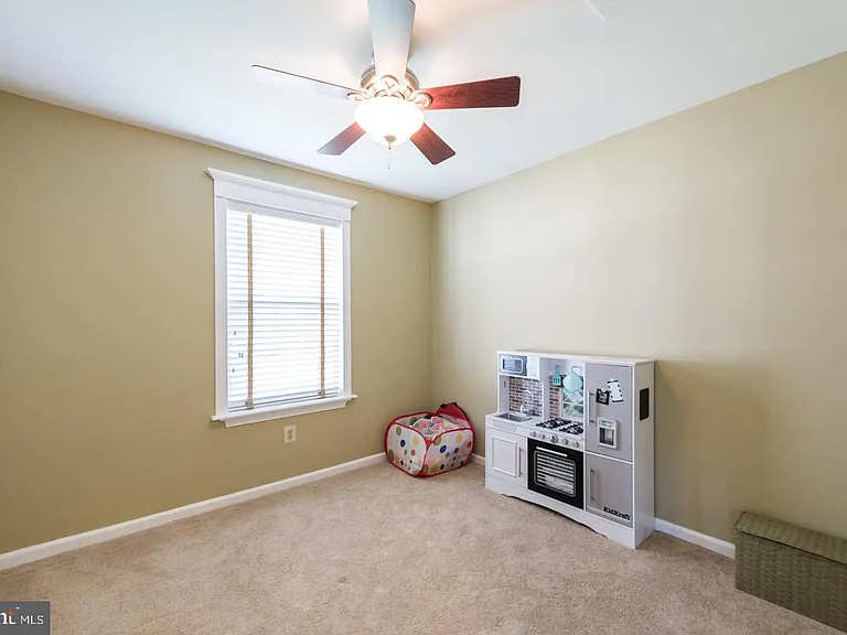 19 Patriot Ct — Photo 17