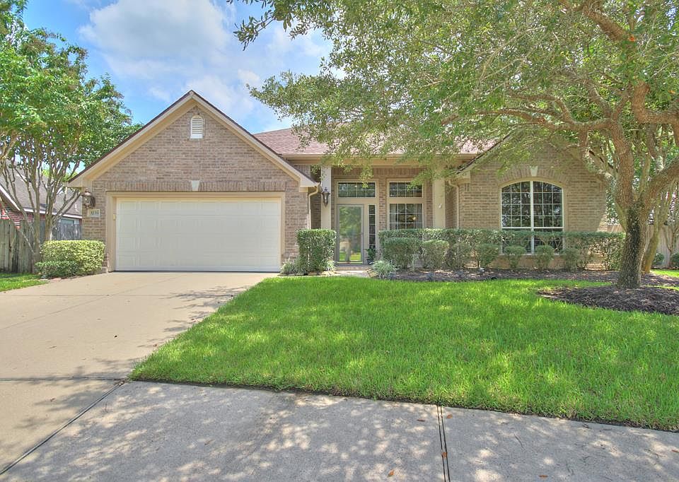 1st image of 3239 Millbrook Dr