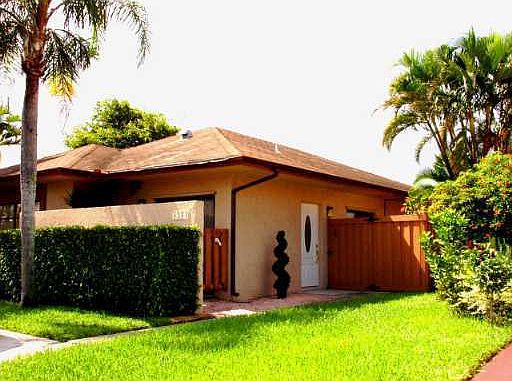 1st image of 5281 Mendoza St