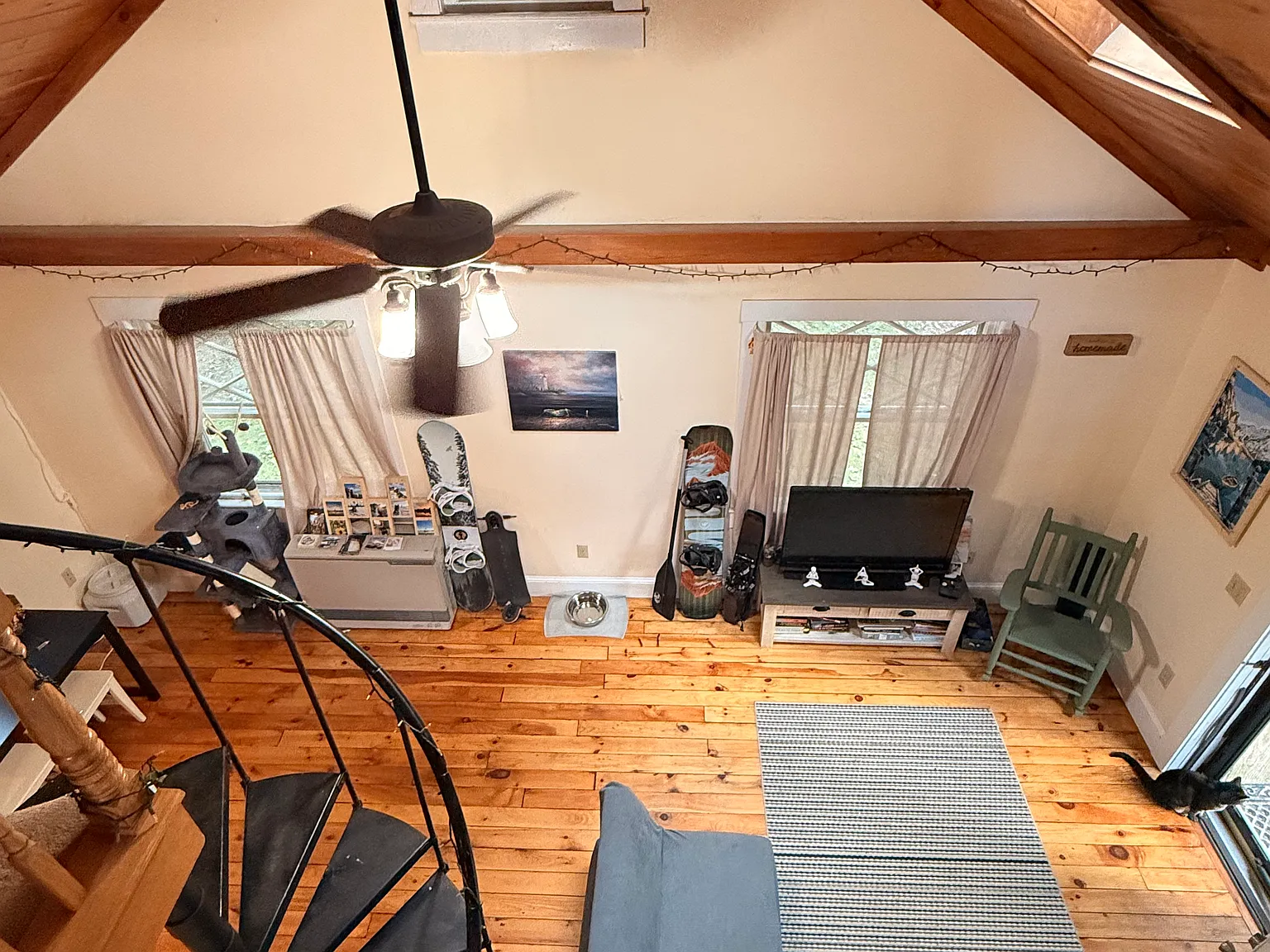 2 bed, 860 sqft, $2,500 — Photo 2