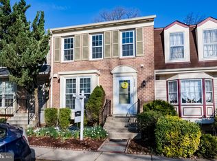 5668 Ridge View Dr, Alexandria, VA 22310
