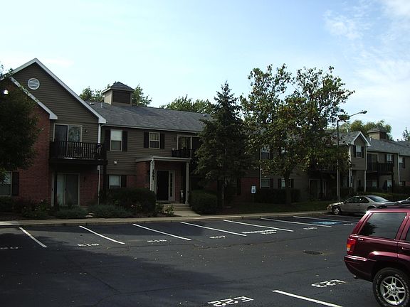 5th image of 1513 Raymond Dr
