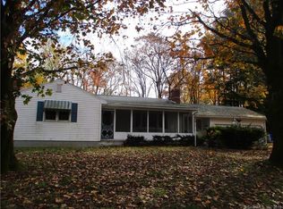 6 Crestview Cir, Enfield, CT 06082