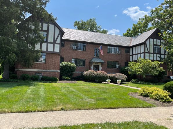 6807 Wooster Pike APT 3