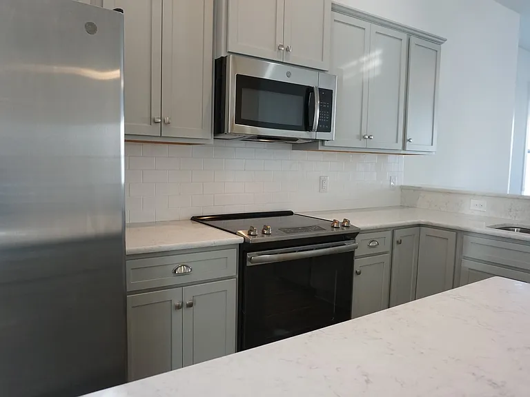 4032 Tamarisk Ln — Photo 18