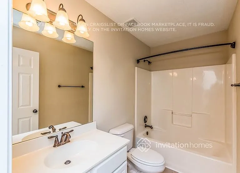 1040 Deer Hollow Dr — Photo 16