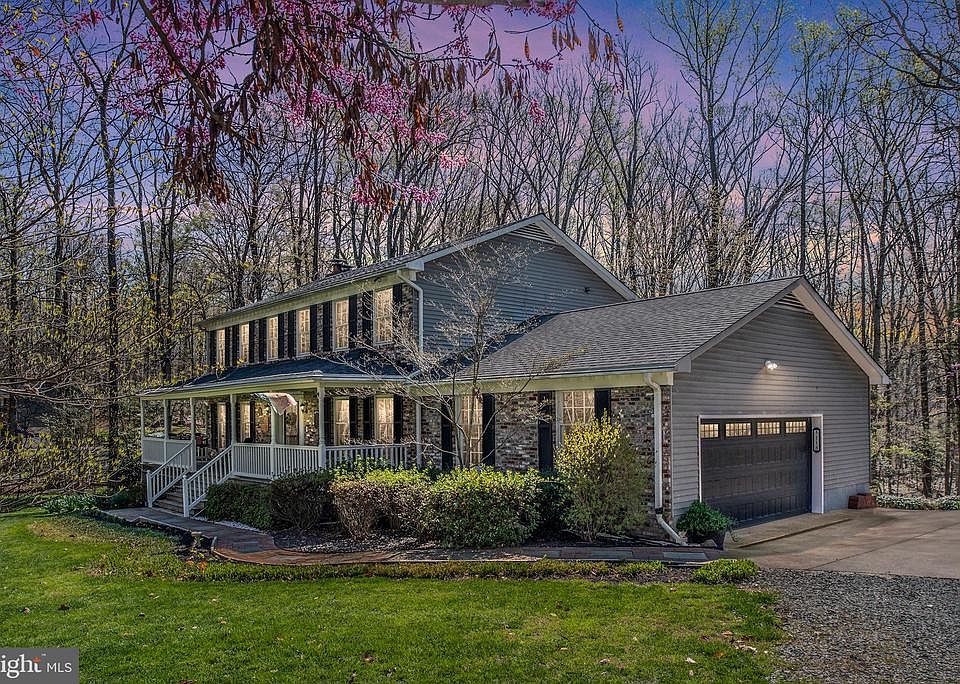 1st image of 118 Wintergreen Ln