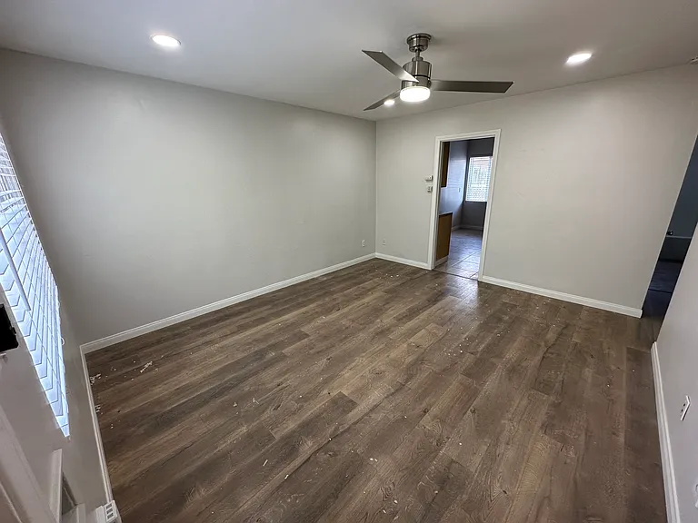 2852 Broadway #2852 — Photo 6