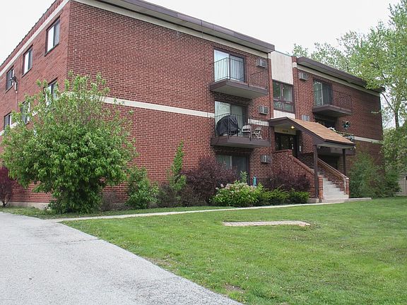 2nd image of 8650 S 84th Ct APT 3D