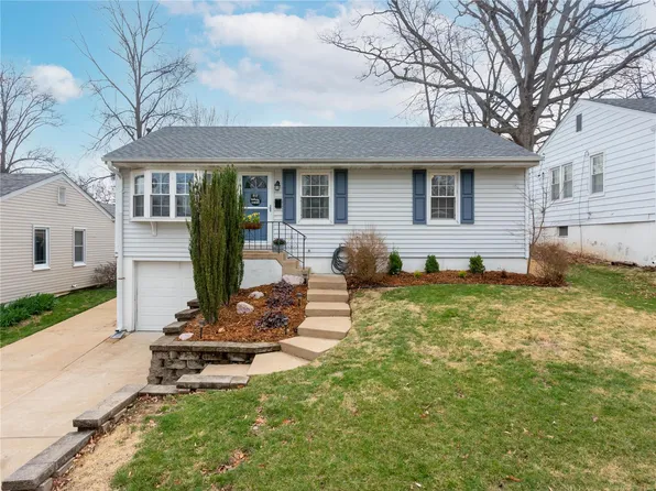 1004 Grovena Dr, Saint Louis, MO 63126