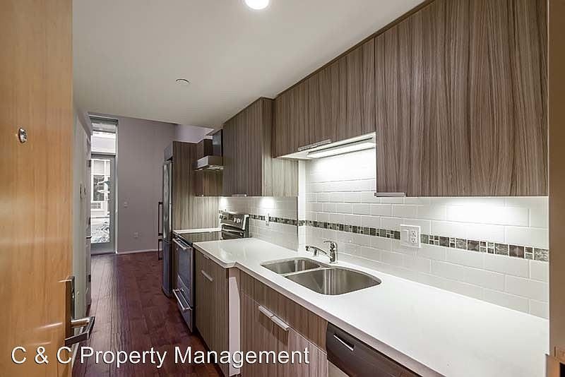 1st image of 550 Jessie St APT 318